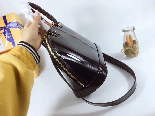 ルイヴィトンバッグ細部ディテール